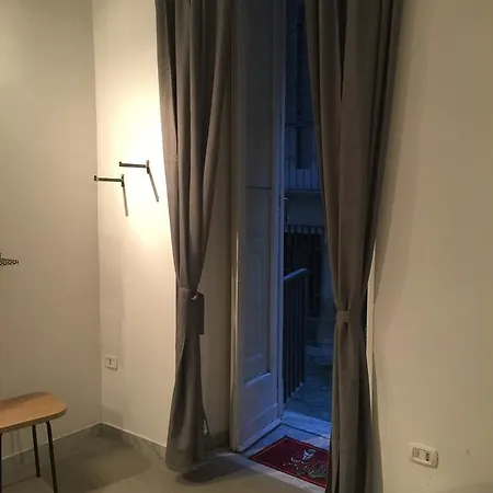 Emanuele Apartment *